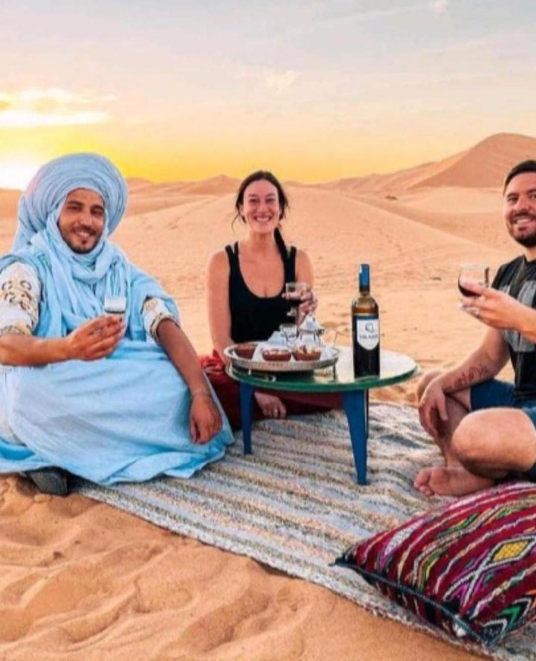 Overnight Desert Camp 梅尔祖卡 外观 照片