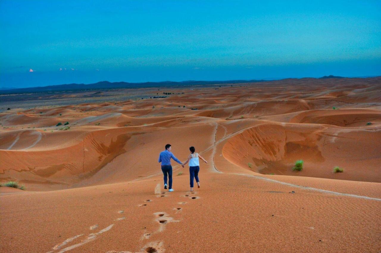 Overnight Desert Camp 梅尔祖卡 外观 照片