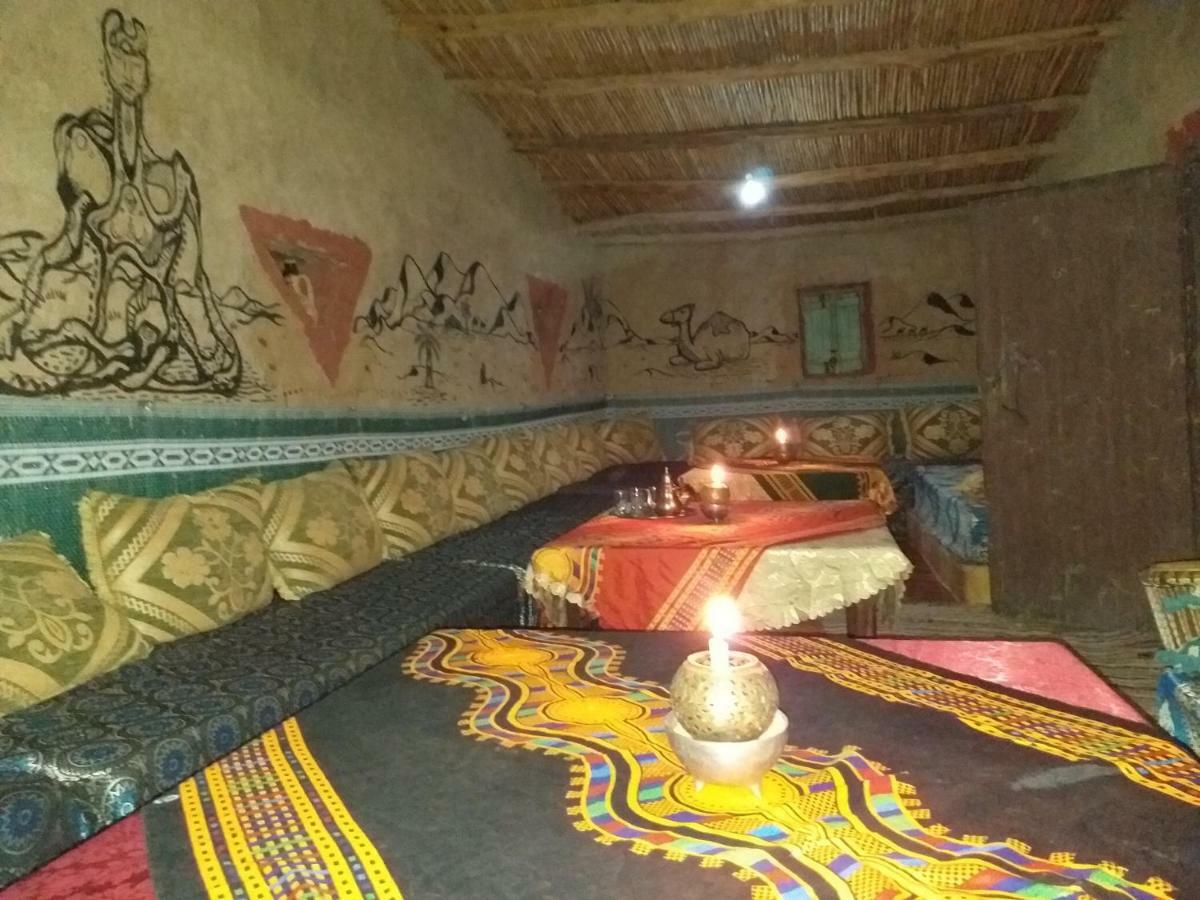 Overnight Desert Camp 梅尔祖卡 外观 照片