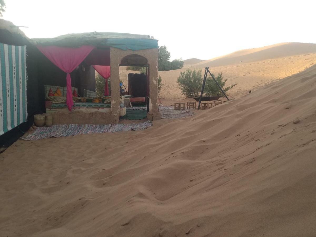 Overnight Desert Camp 梅尔祖卡 外观 照片